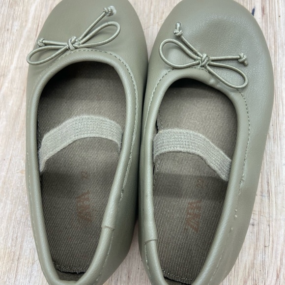 Zara toddler ballet flats - Picture 2 of 2